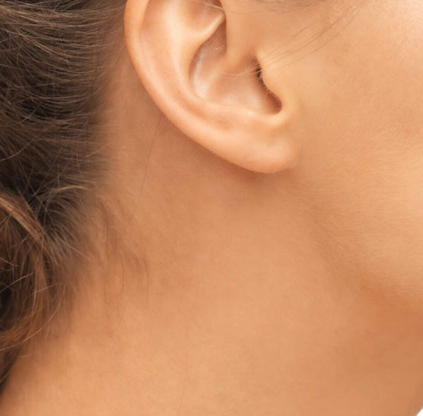 HOW EARLOBE REPAIR SURGERY TREATS STRETCHED OR TORN EARLOBES?