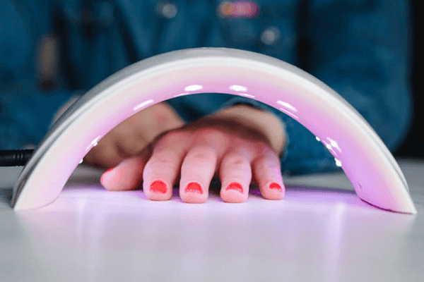 UV Lamps and Gel Manicures - Is There a Cancer Risk - Yes!